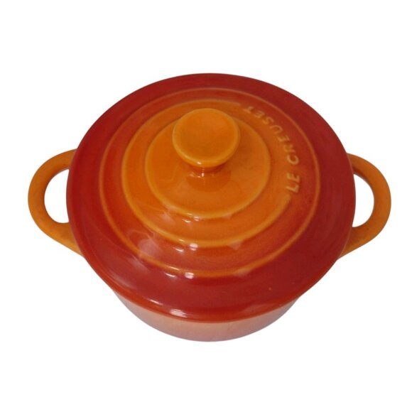 Le Creuset Stoneware Mini Round Cocotte Casserole Dish Volcanic Orange 8oz - Picture 2 of 4